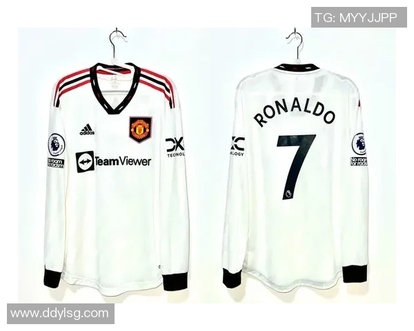 七号足球服的传奇球星们:从贝克汉姆到C罗的辉煌足迹 七号足球服的传奇球星们:从贝克汉姆到C罗的辉煌足迹