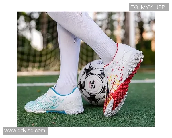 全球足球巨星球鞋选择盘点 看看梅西C罗等人都穿什么鞋