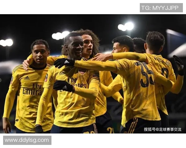 六号球员闪耀足坛 盘点各大球队中六号球星的传奇表现